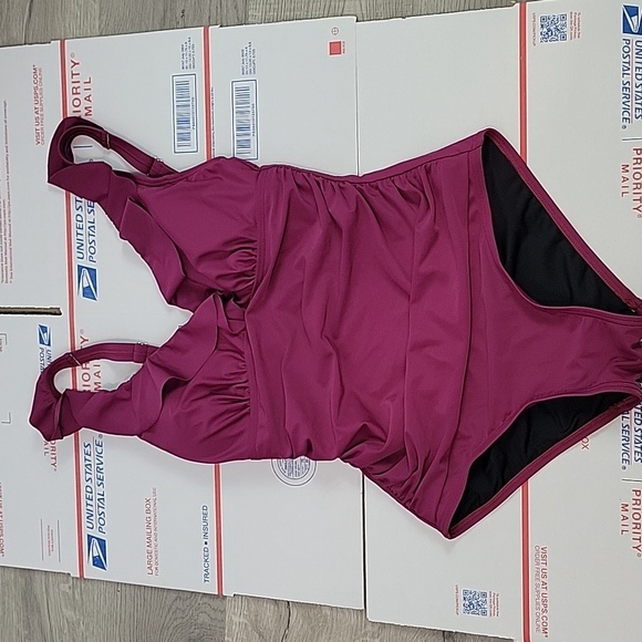 DKNY Ruffle Plunge Ruffle burgundy red One Piece Swimsuit - Picture 5 of 12